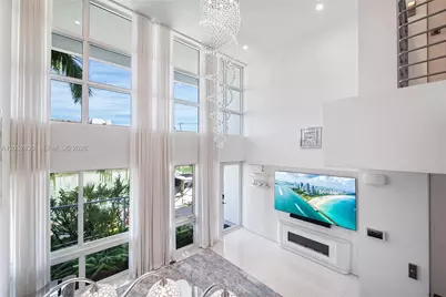 31 N Shore Dr #31, Miami Beach, FL 33141 - Photo 1
