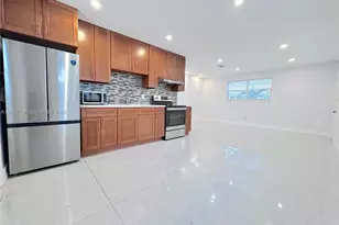 940 NW 32nd Ct, Miami, FL 33125 - Photo 1