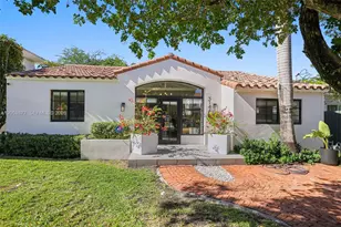 3144 Royal Palm Ave, Miami Beach, FL 33140 - Photo 1