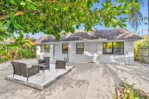 1517 NW 8th Ave, Fort Lauderdale, FL 33311 - Photo 1