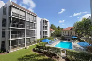 483 N Pine Island Rd, Plantation, FL 33324 - Photo 1
