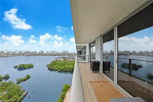 16385 Biscayne Blvd, North Miami Beach, FL 33160 - Photo 1