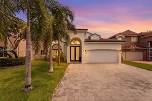 15645 SW 16th Ct, Pembroke Pines, FL 33027 - Photo 1