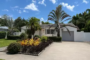 1102 NE 117th St, Biscayne Park, FL 33161 - Photo 1