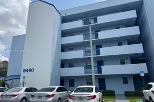 9440 Fontainebleau Blvd, Miami, FL 33172 - Photo 1