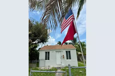 2237 Wilson St #C, Hollywood, FL 33020 - Photo 1