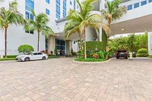 17111 Biscayne Blvd, North Miami Beach, FL 33160 - Photo 1