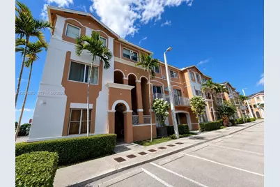 17650 NW 73rd Ave #104-18, Hialeah, FL 33015 - Photo 1