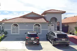 8864 NW 110th St, Hialeah Gardens, FL 33018 - Photo 1
