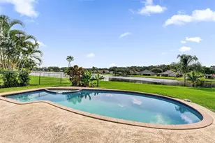 1720 W Oak Knoll Cir, Davie, FL 33324 - Photo 1