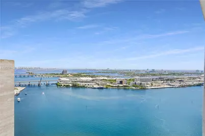 335 S Biscayne Blvd #3808, Miami, FL 33131 - Photo 1