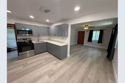 221 NE 1st Ter #2, Dania Beach, FL 33004 - Photo 1
