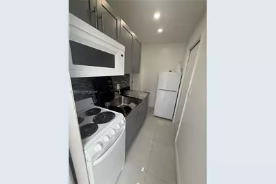 2400 Casablanca Dr #A, Miramar, FL 33023 - Photo 1