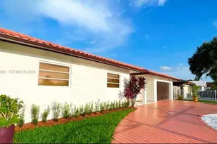 301 SW 136th Ct, Miami, FL 33184 - Photo 1