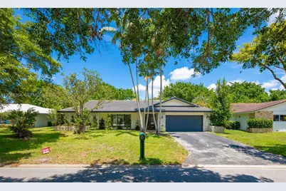 9939 NW 19th St, Coral Springs, FL 33071 - Photo 1