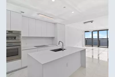 700 NE 24th St #503, Miami, FL 33137 - Photo 1