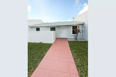 10385 SW 209th Ln, Cutler Bay, FL 33189 - Photo 1