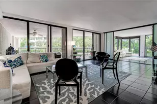 2901 S Bayshore Dr, Miami, FL 33133 - Photo 1