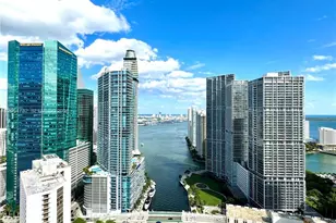 31 SE 5th St, Miami, FL 33131 - Photo 1