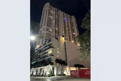 350 S Miami Ave #302, Miami, FL 33130 - Photo 1