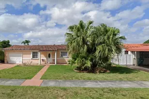10121 SW 34th St, Miami, FL 33165 - Photo 1