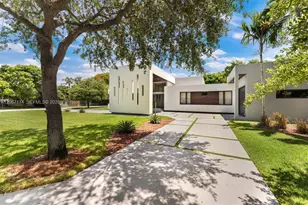 15315 SW 84th Ave, Palmetto Bay, FL 33157 - Photo 1