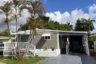8709 SW 15th St, Davie, FL 33324 - Photo 1