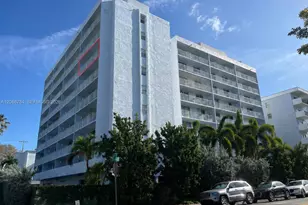 1045 10th St, Miami Beach, FL 33139 - Photo 1