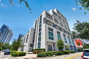 350 NE 24th St, Miami, FL 33137 - Photo 1