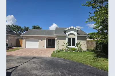 10076 NW 51st Ter, Doral, FL 33178 - Photo 1
