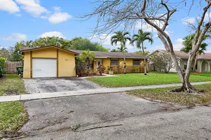 5009 SW 104th Ave, Cooper City, FL 33328 - Photo 1