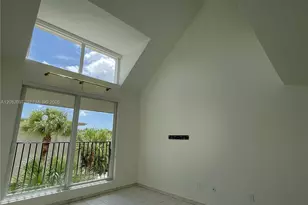 6904 N Kendall Dr, Pinecrest, FL 33156 - Photo 1