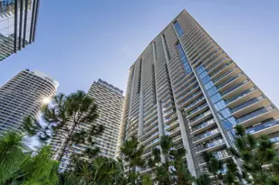 88 SW 7th St, Miami, FL 33130 - Photo 1