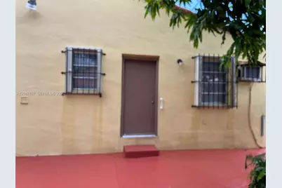951 SW 9th St #1, Miami, FL 33130 - Photo 1