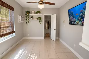 903 SE 14th St, Fort Lauderdale, FL 33316 - Photo 1
