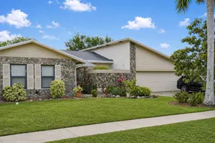 20888 Sugarloaf Ln, Boca Raton, FL 33428 - Photo 1