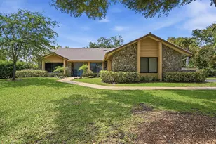 9127 NW 51st Pl, Coral Springs, FL 33067 - Photo 1