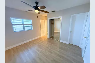 627 NE 10th Avenue #4, Fort Lauderdale, FL 33304 - Photo 1