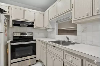 5111 W Oakland Park Boulevard #105, Lauderdale Lakes, FL 33313 - Photo 1