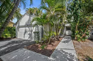 2537 Bedford Mews Dr, Wellington, FL 33414 - Photo 1