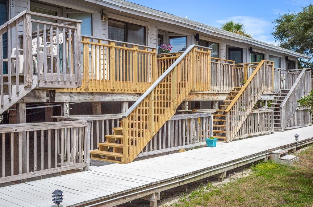 1804 E Gulf Beach Dr #l-4, Saint George Island, FL 32328