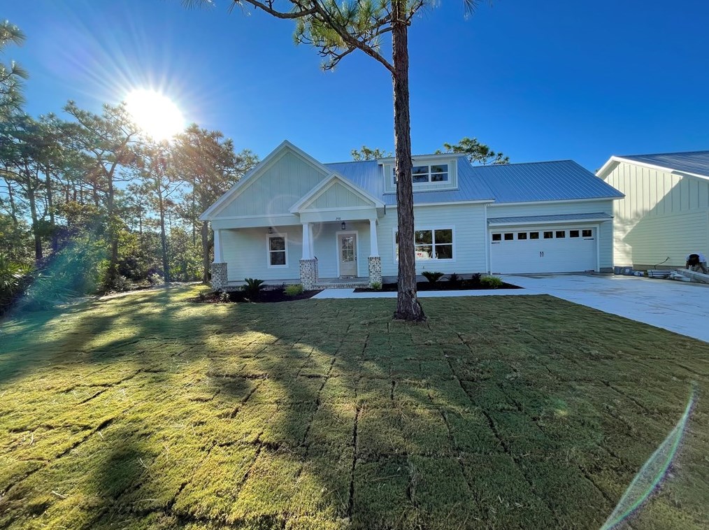 413 Royal Tern Way, Carrabelle, FL 32322
