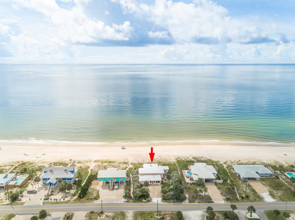 532 W Gorrie Dr, Saint George Island, FL 32328