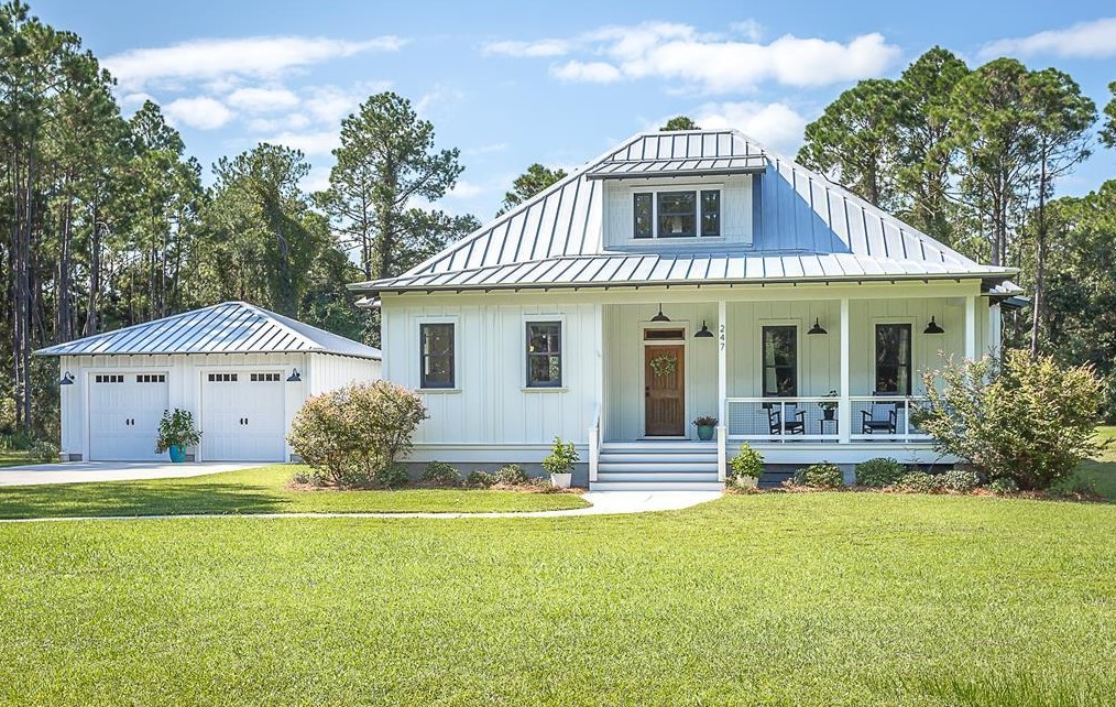 247 Boncycle Land Dr, Saint George Island, FL 32328