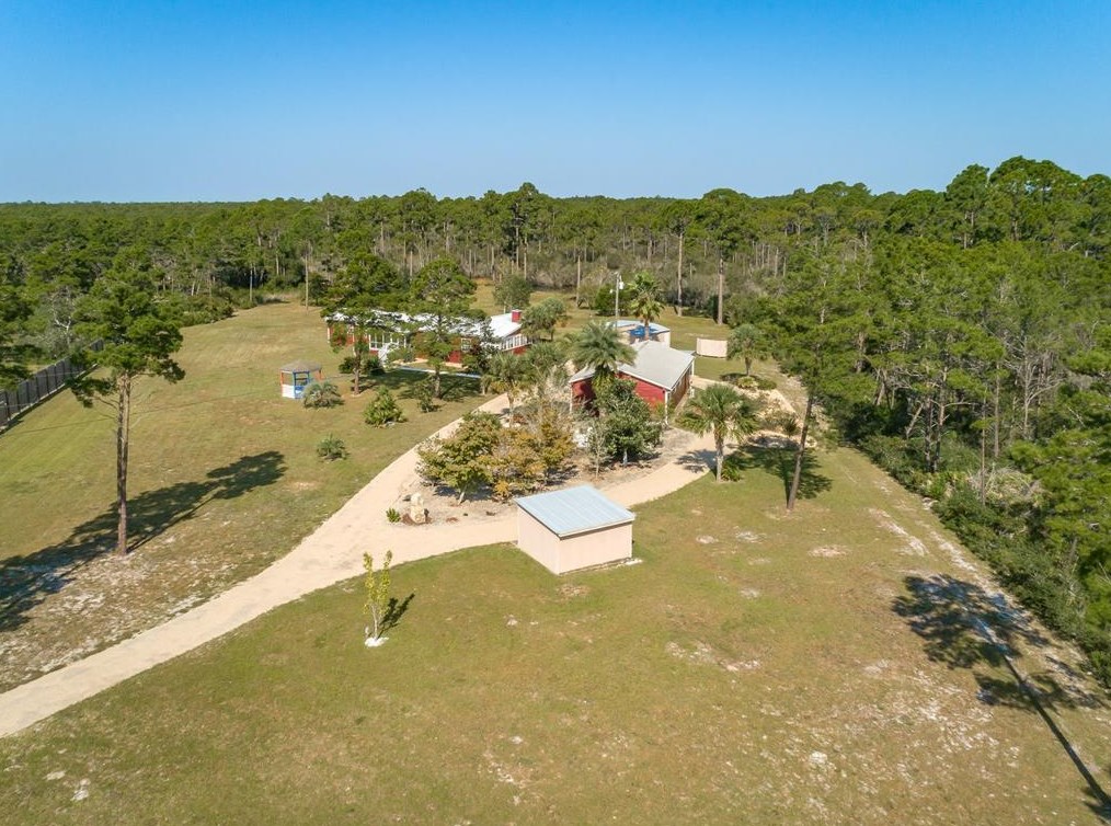 188 Woodill Rd, Carrabelle, FL 32322