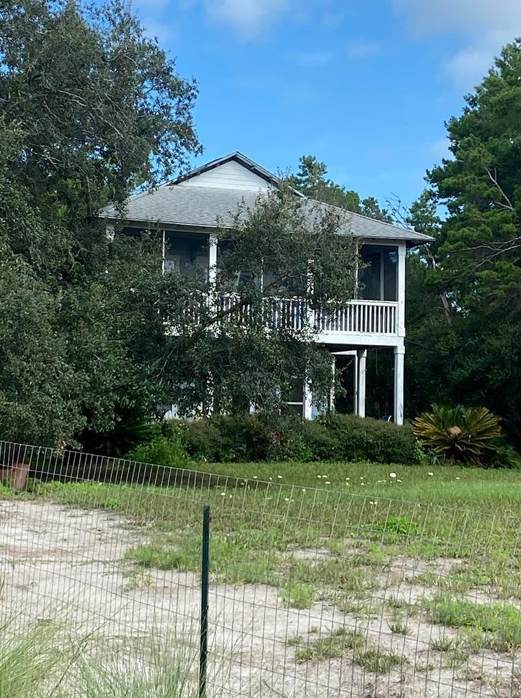 2117 Hwy 98 W, Carrabelle, FL 32322