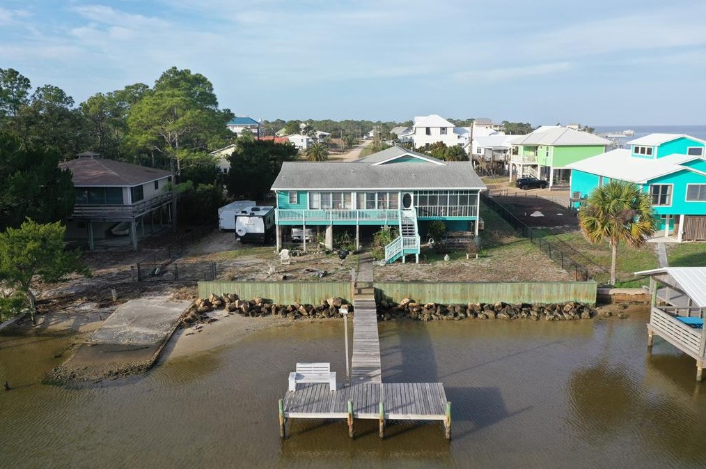 323 Gander St, Saint George Island, FL 32328
