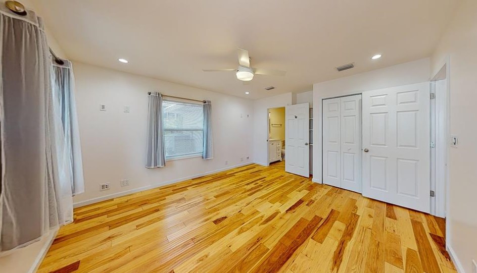 425 W Bay Shore Dr, Saint George Island, FL 32328