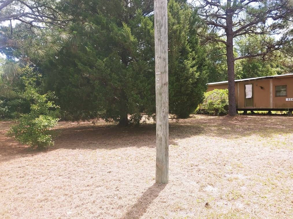 554 Wilderness Rd, Saint George Island, FL 32328