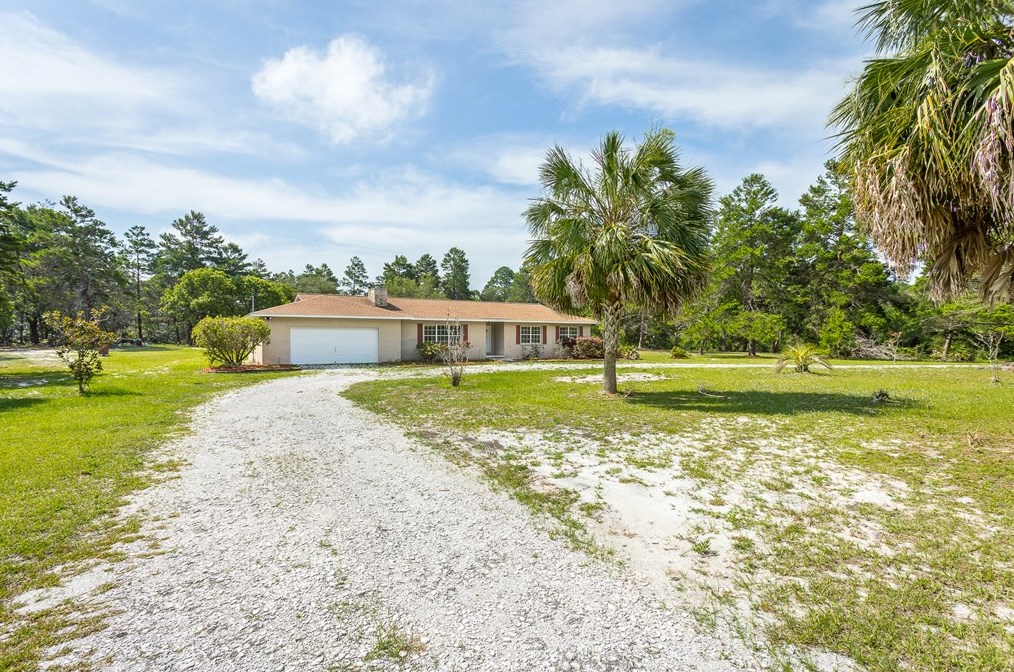 229 Woodill Rd, Carrabelle, FL 32322